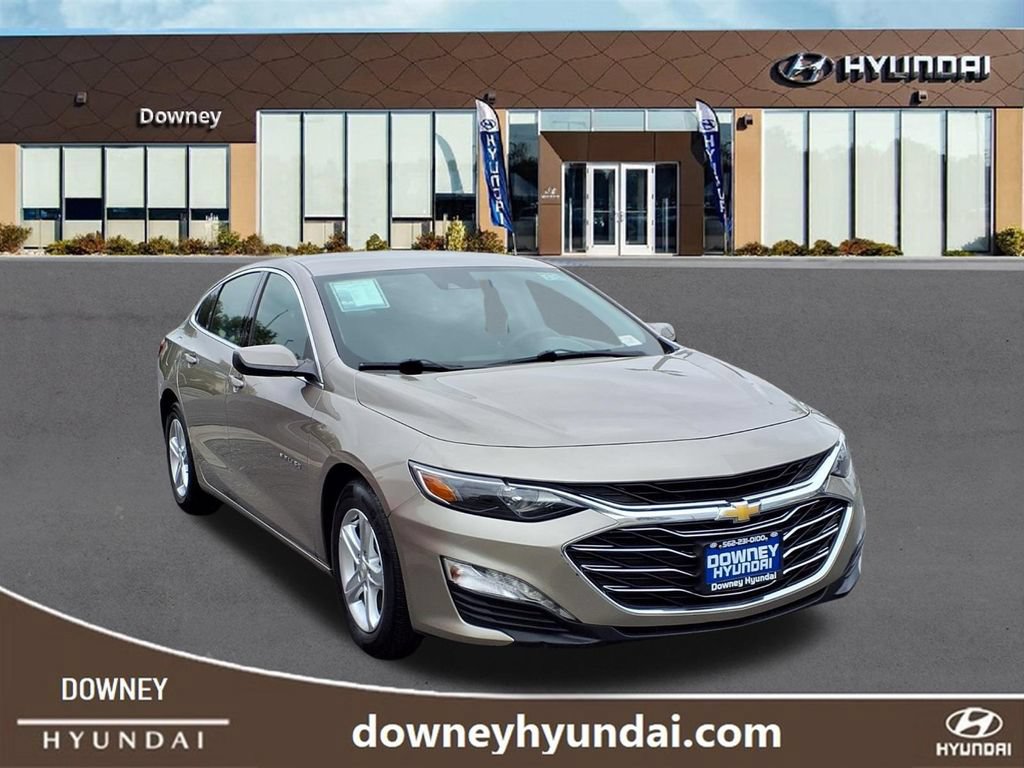 Used 2023 Chevrolet Malibu LT FWD image 3