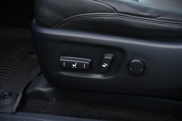 Used 2020 Toyota 4Runner SR5 Premium AWD/4WD image 11
