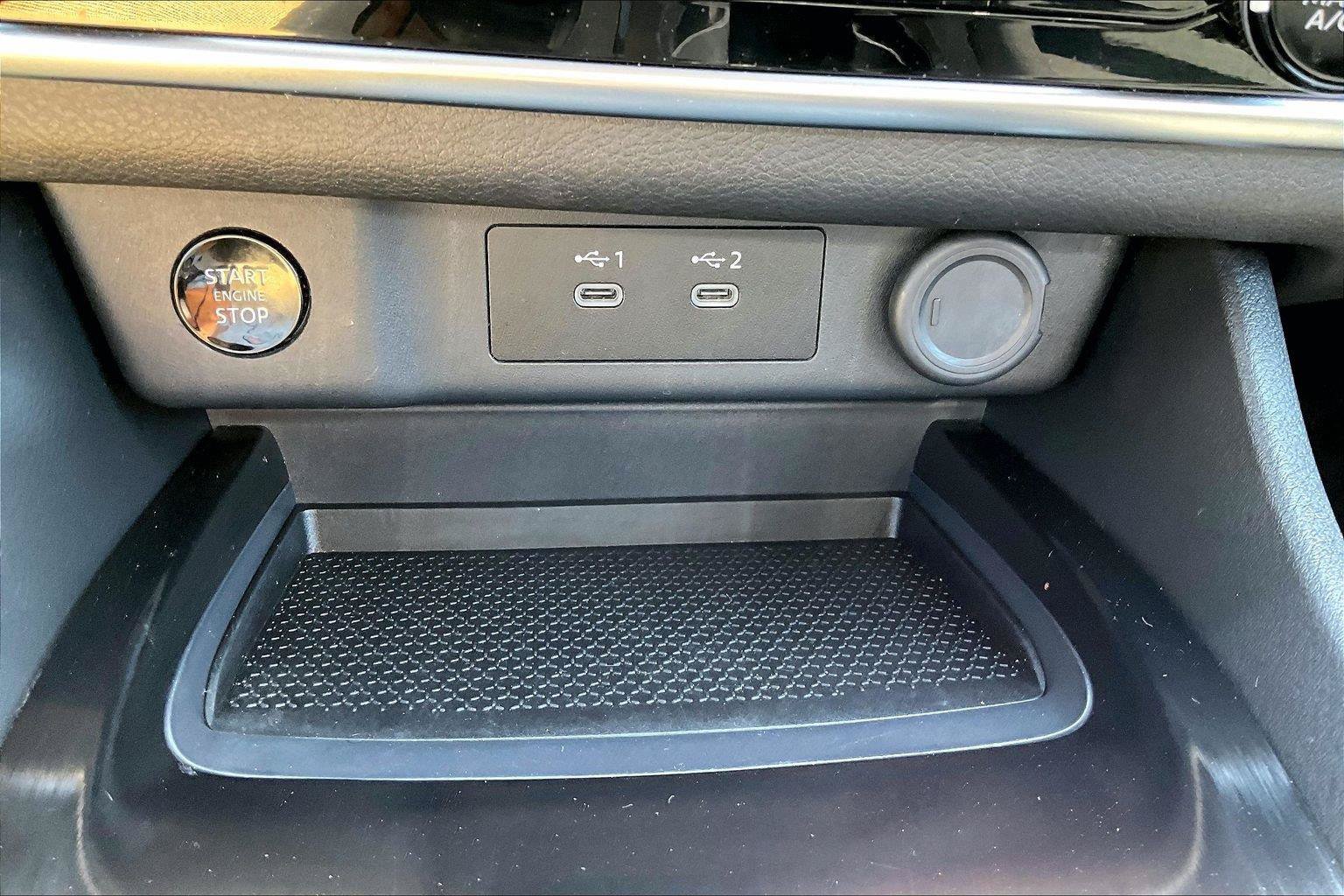 Certified 2025 Nissan Rogue S FWD image 31