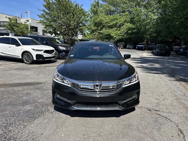 Used 2017 Honda Accord Sport Special Edition image 2