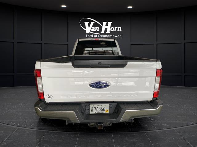 Used 2019 Ford F250 XLT w/ Camper Package image 11
