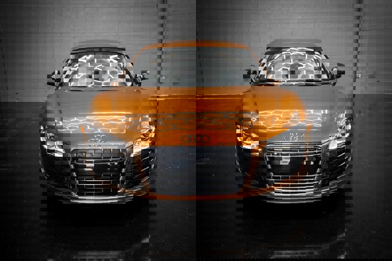 Used 2010 Audi R8 V10 image 3