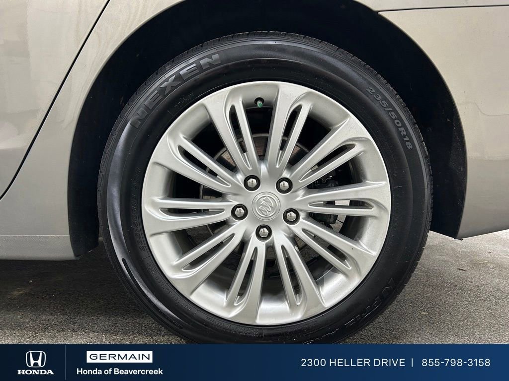 Used 2019 Buick LaCrosse Essence w/ Sights and Sounds Package image 28