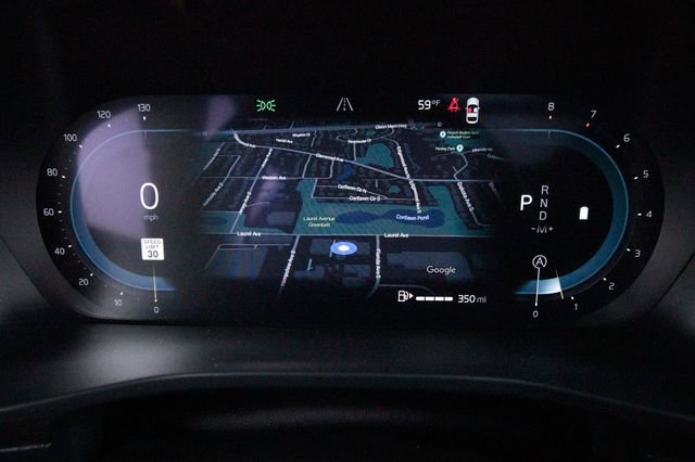 Certified 2025 Volvo XC40 B5 Core image 13