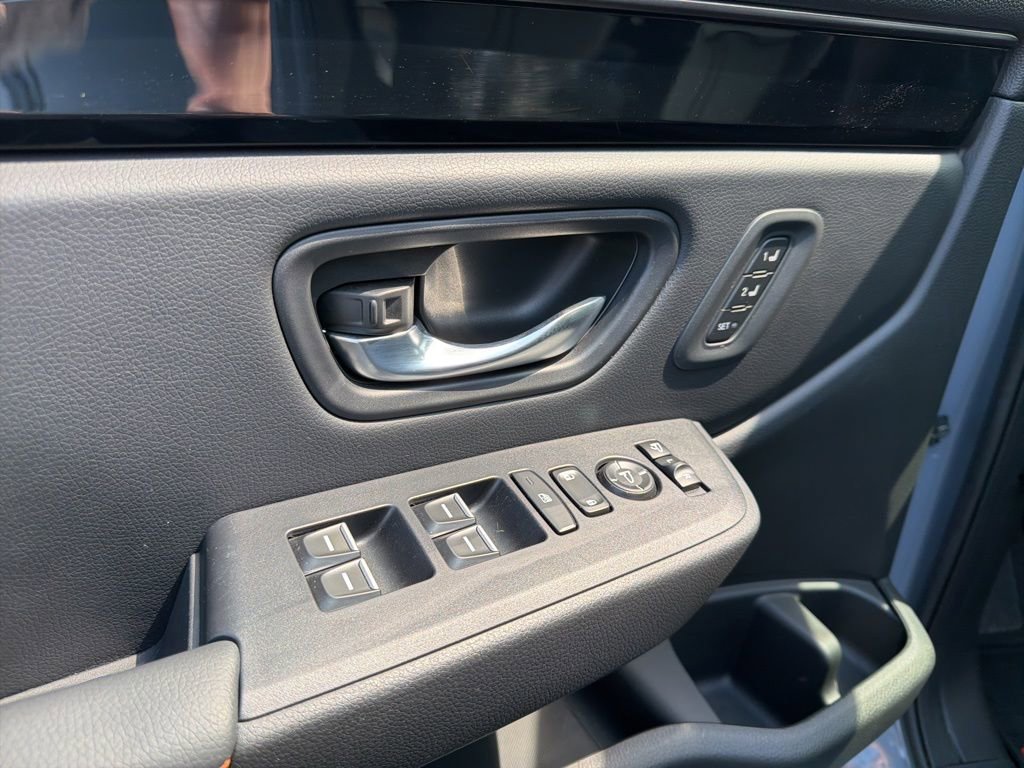 Used 2023 Honda Pilot TrailSport image 28