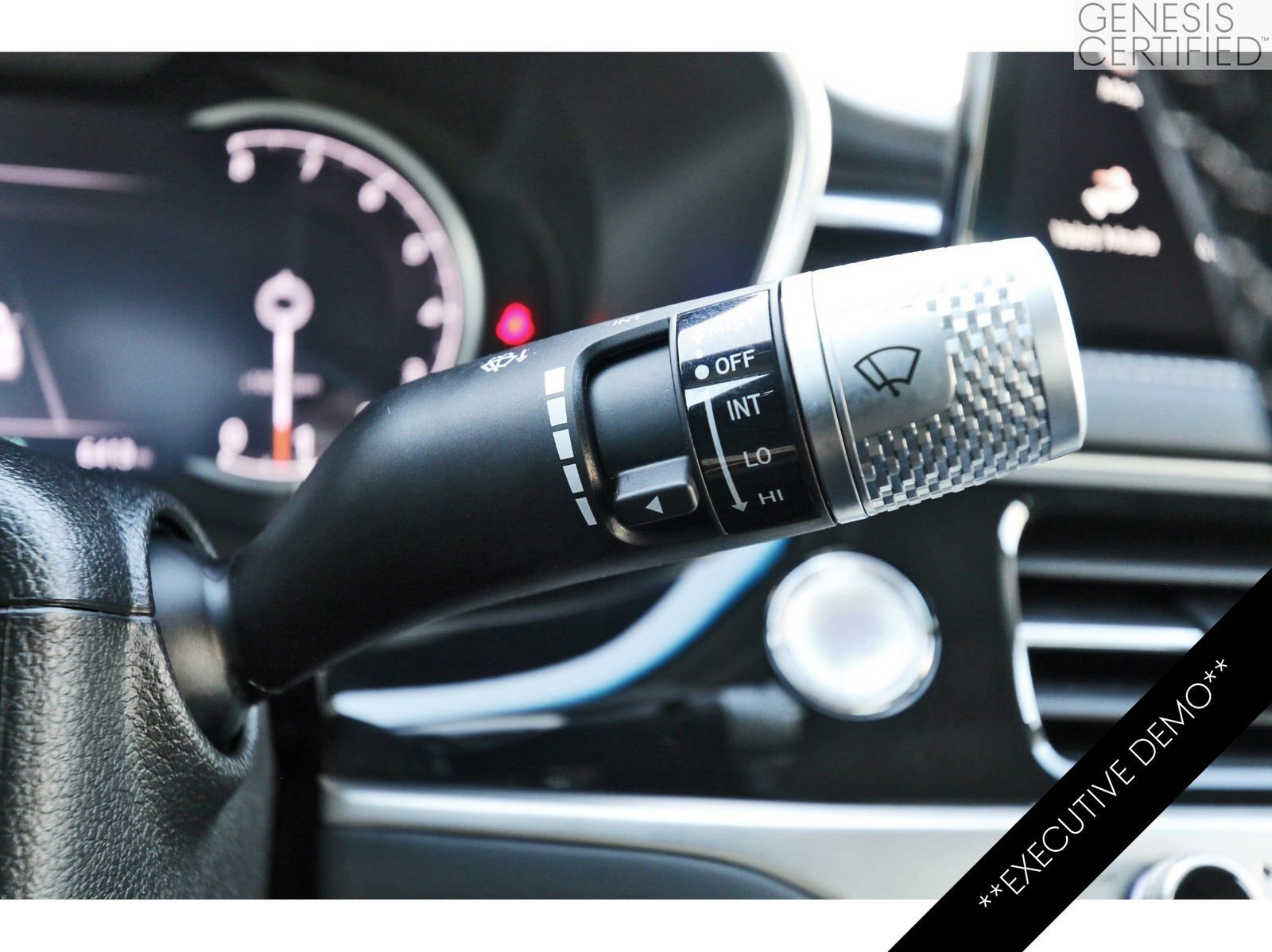 Used 2026 Genesis G70 2.5T image 21