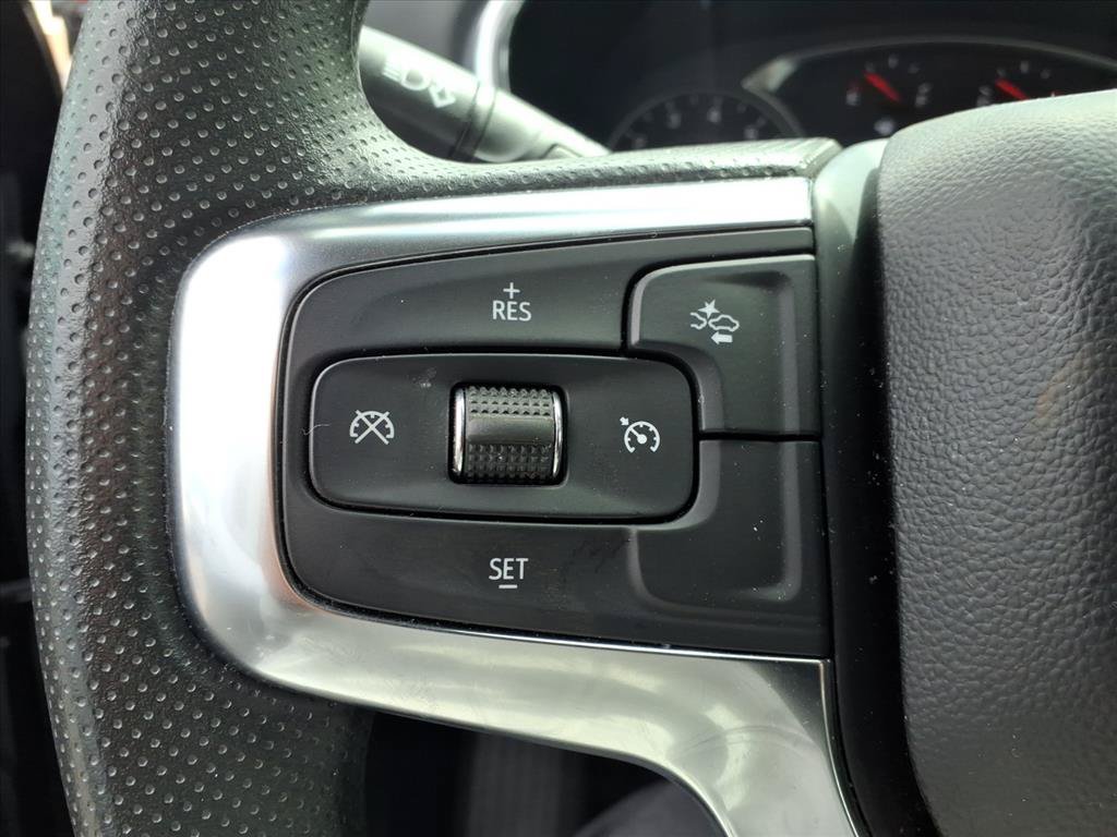 Used 2025 Chevrolet Blazer LT AWD/4WD image 19
