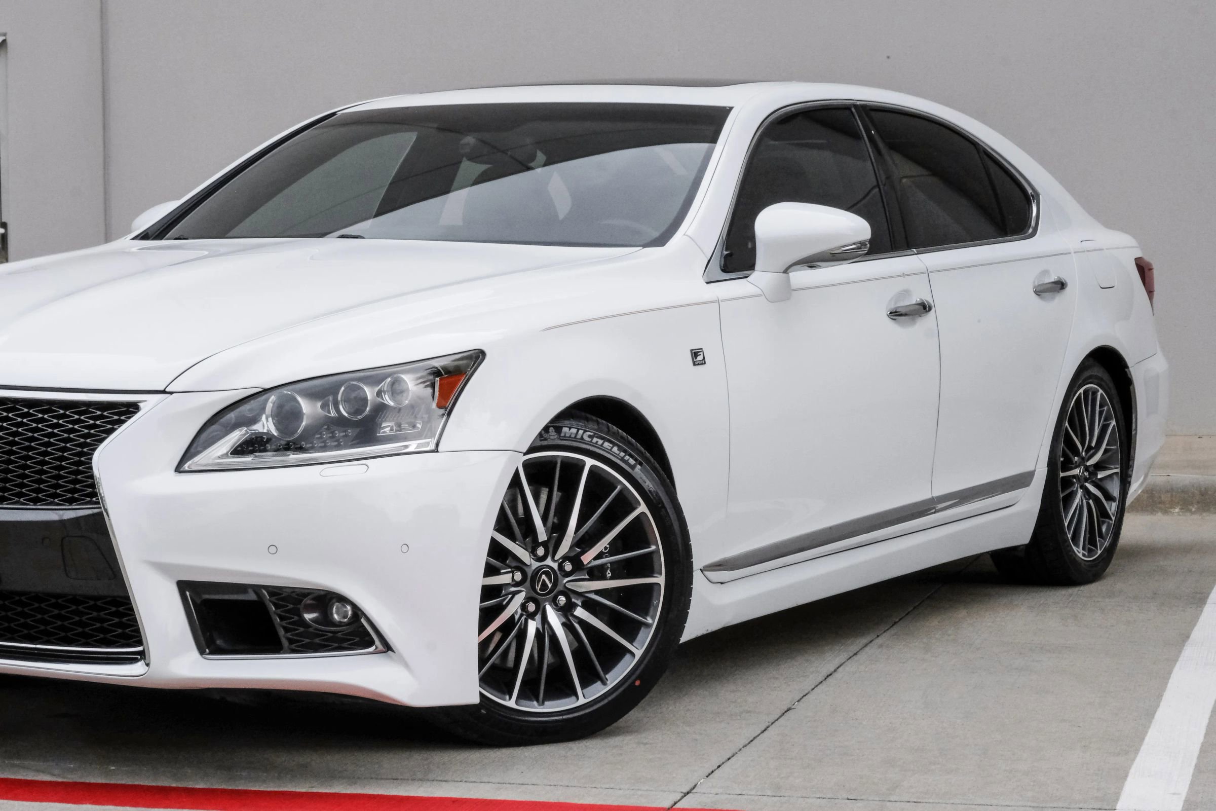 Used 2014 Lexus LS 460 AWD w/ F Sport Package image 11