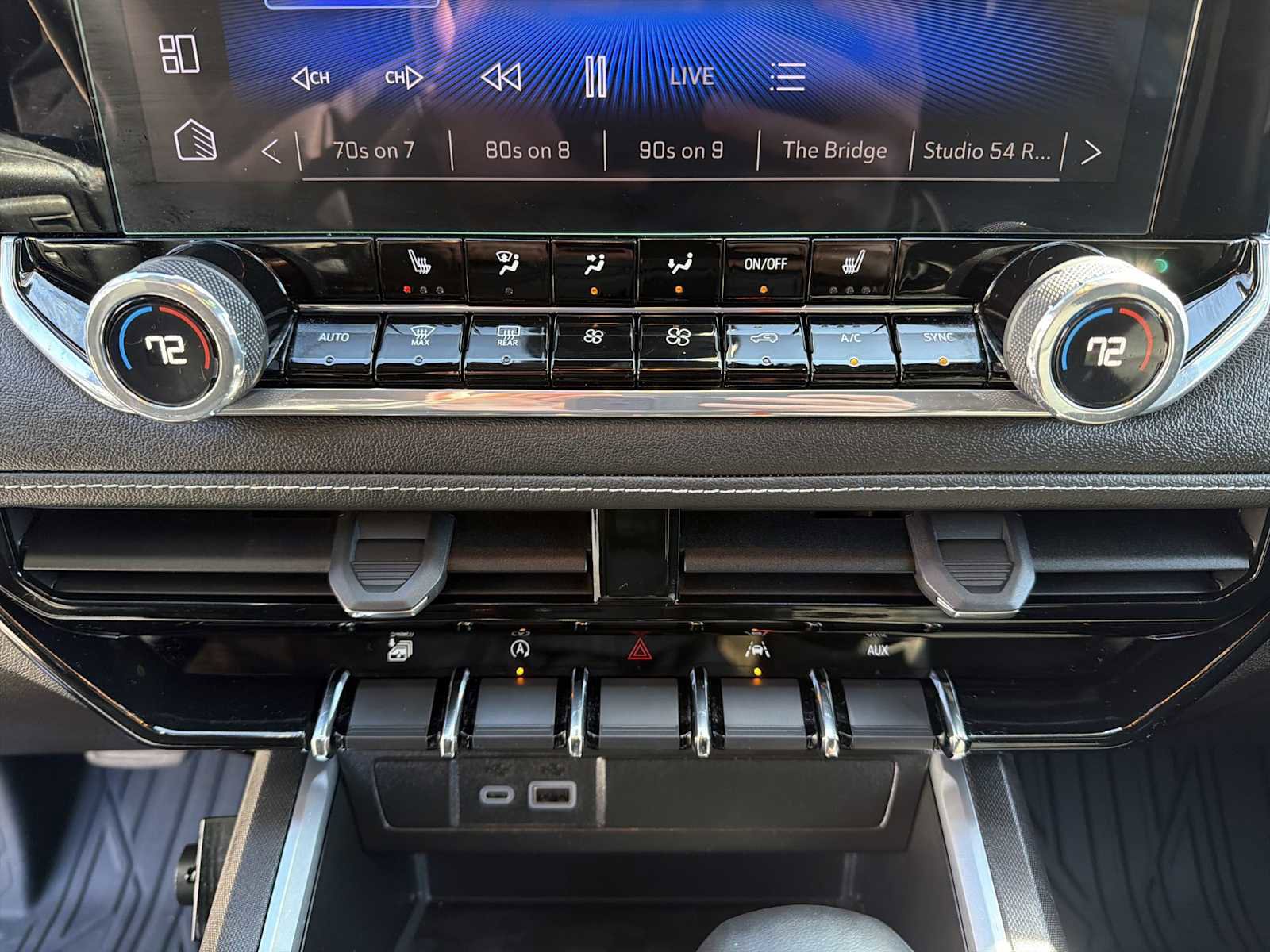 Certified 2024 Chevrolet Colorado LT w/ LT Convenience Package II image 17