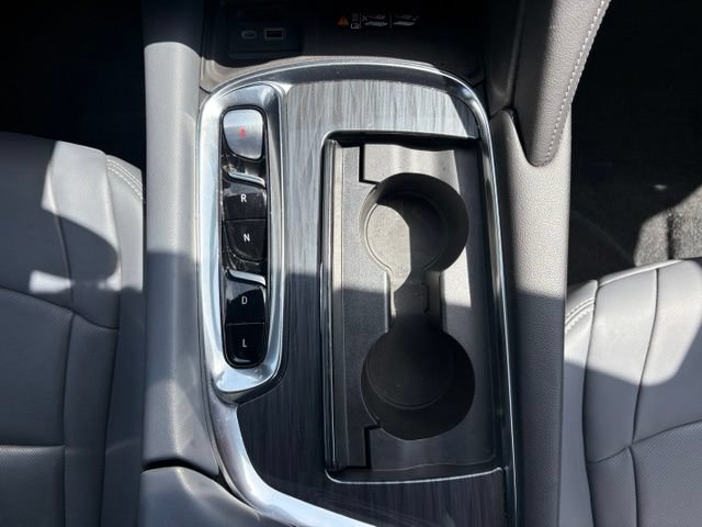 Used 2024 Buick Enclave Essence w/ Experience Buick Package AWD/4WD image 25