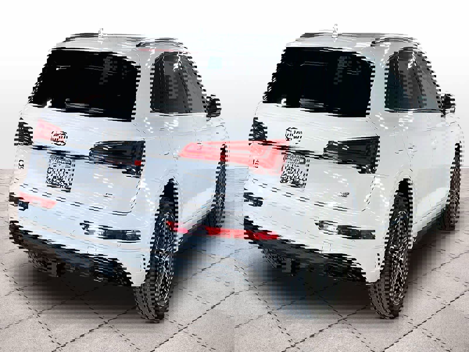 Used 2023 Audi Q5 e Prestige w/ Prestige Package image 14