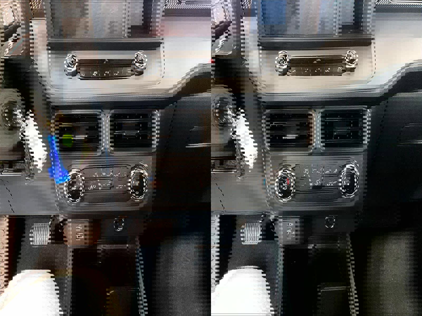 Used 2022 Ford Maverick XL image 25