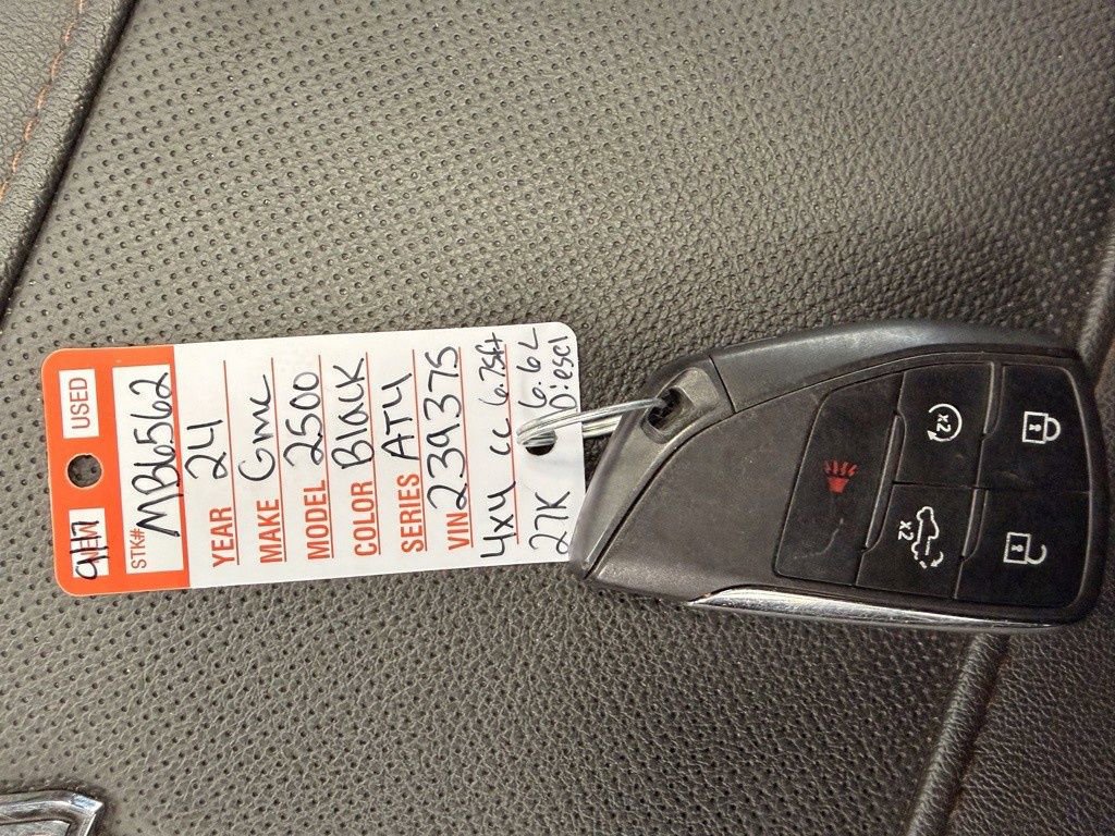 Used 2024 GMC Sierra 2500 AT4 w/ AT4 Premium Plus Package image 60