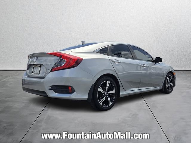 Used 2016 Honda Civic Touring image 4