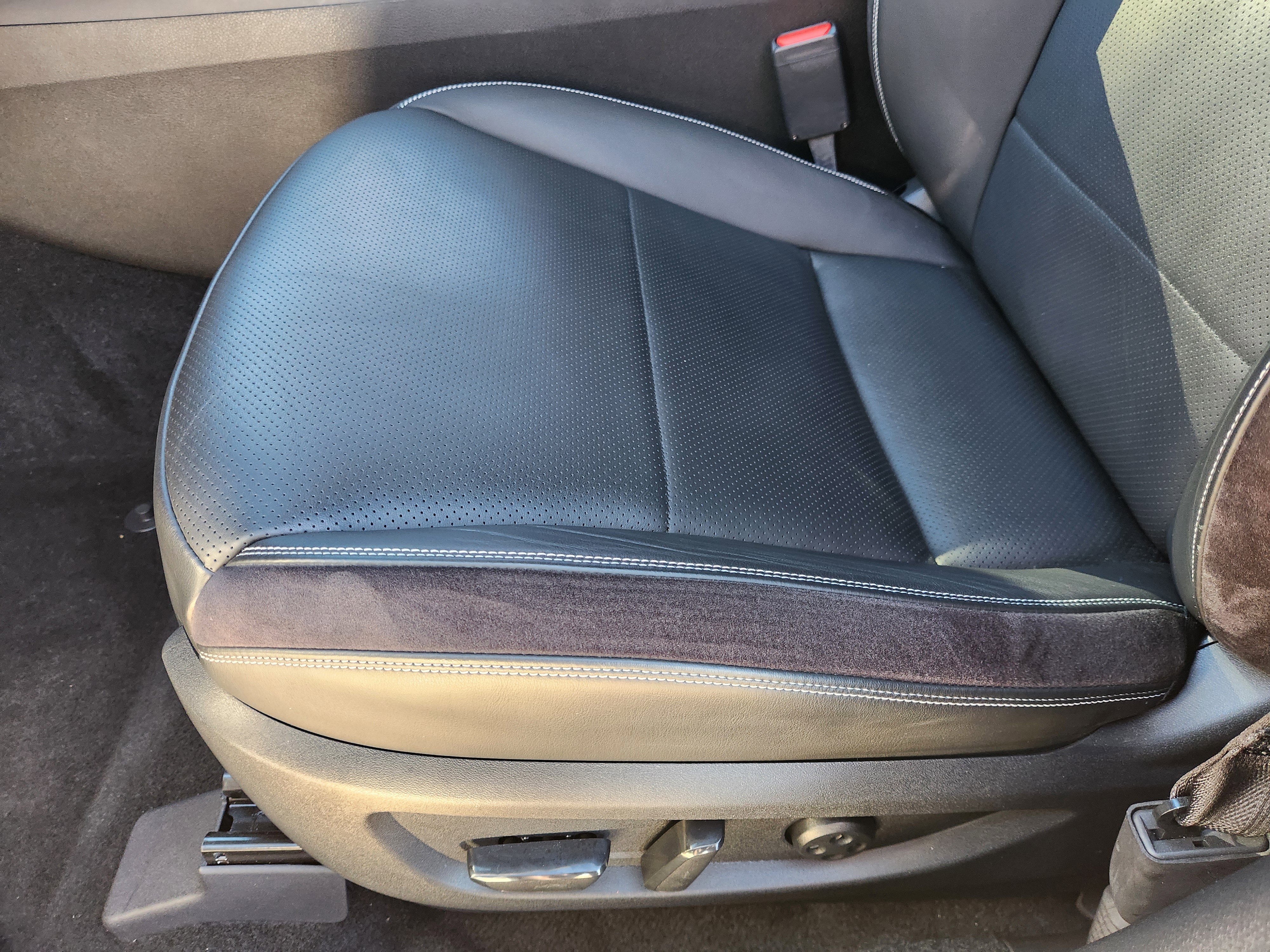 Used 2024 INFINITI QX50 Sport image 33