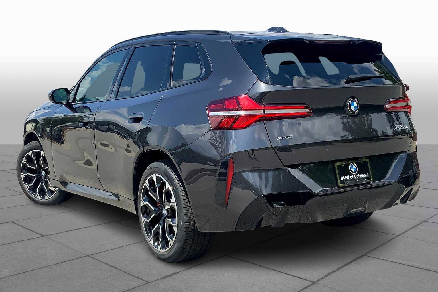 Used 2025 BMW X3 xDrive30i w/ Premium Package AWD/4WD image 12