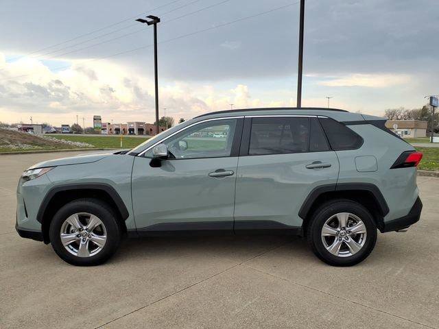 Used 2023 Toyota RAV4 XLE image 2
