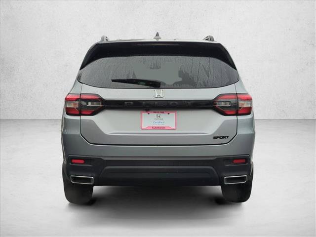 Used 2024 Honda Pilot Sport image 7