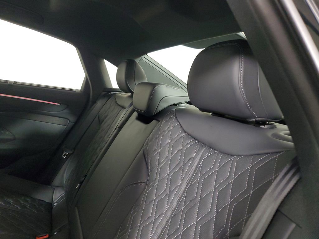 Used 2026 Audi A6 Prestige AWD/4WD image 12