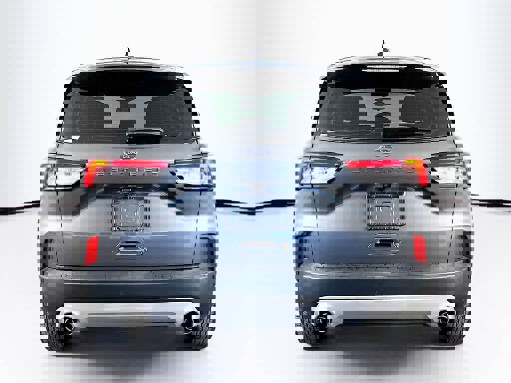 Certified 2022 Ford Escape S image 5