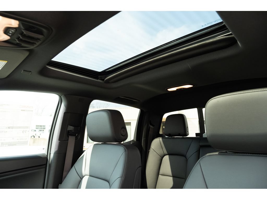 New 2026 GMC Canyon Elevation w/ Convenience Package AWD/4WD image 16