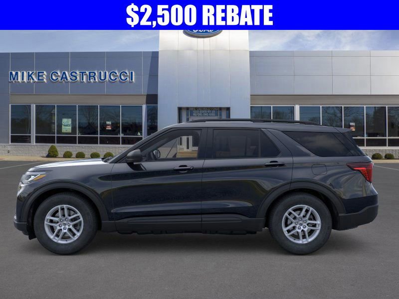 New 2026 Ford Explorer Active image 3