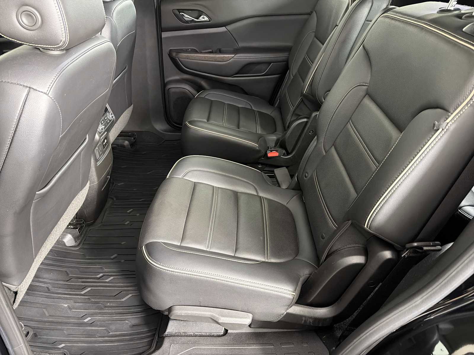 Certified 2023 GMC Acadia Denali w/ Trailering Package image 40