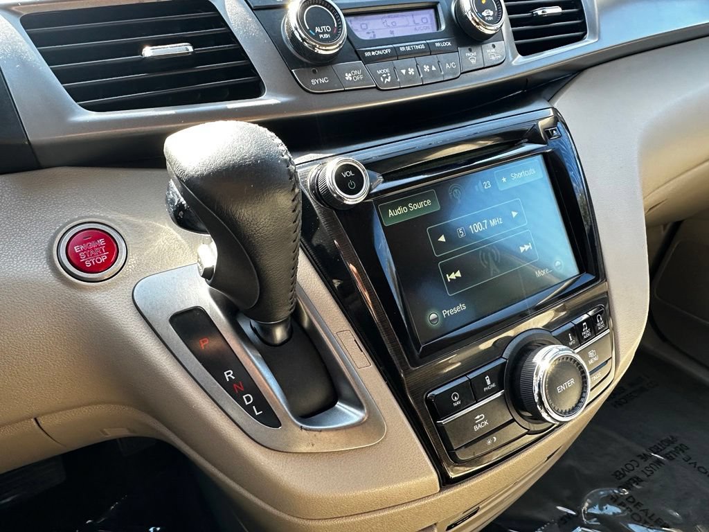 Used 2015 Honda Odyssey Touring image 27