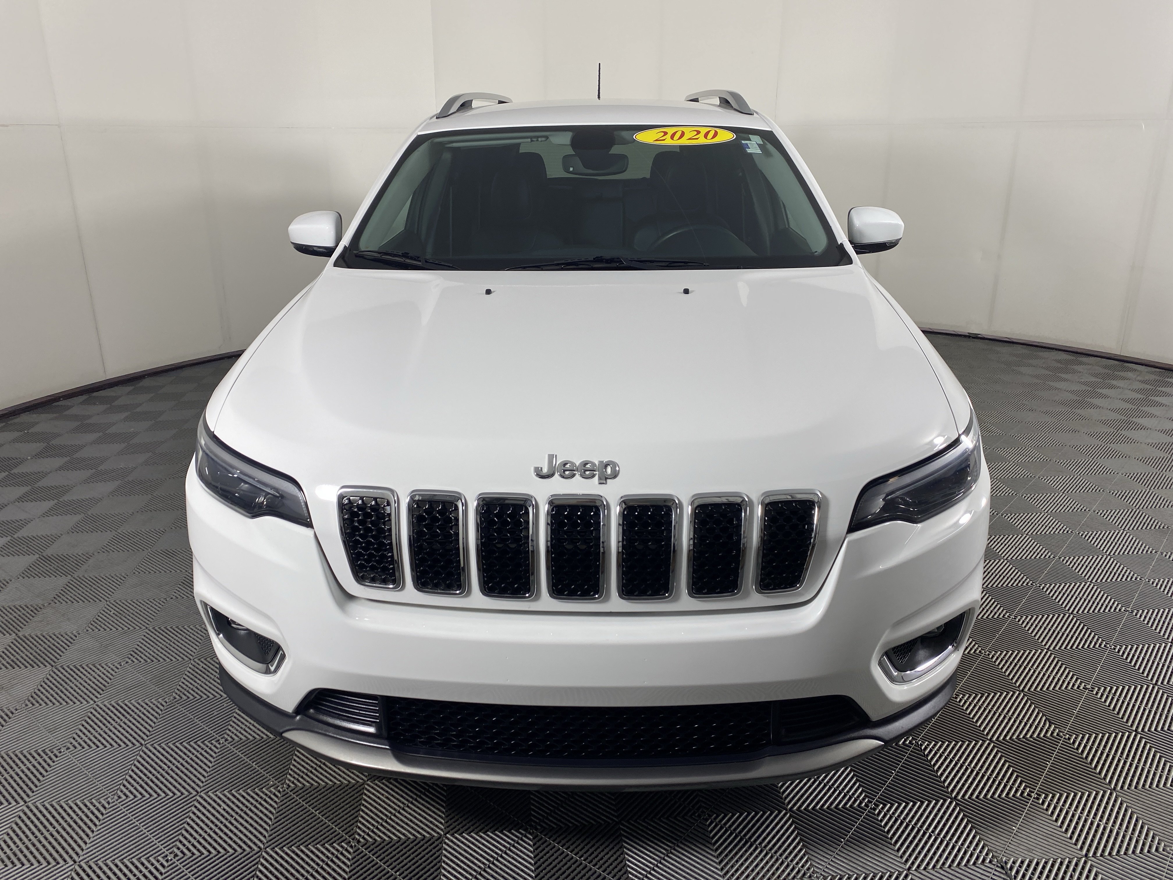 Used 2020 Jeep Cherokee Limited AWD/4WD image 11