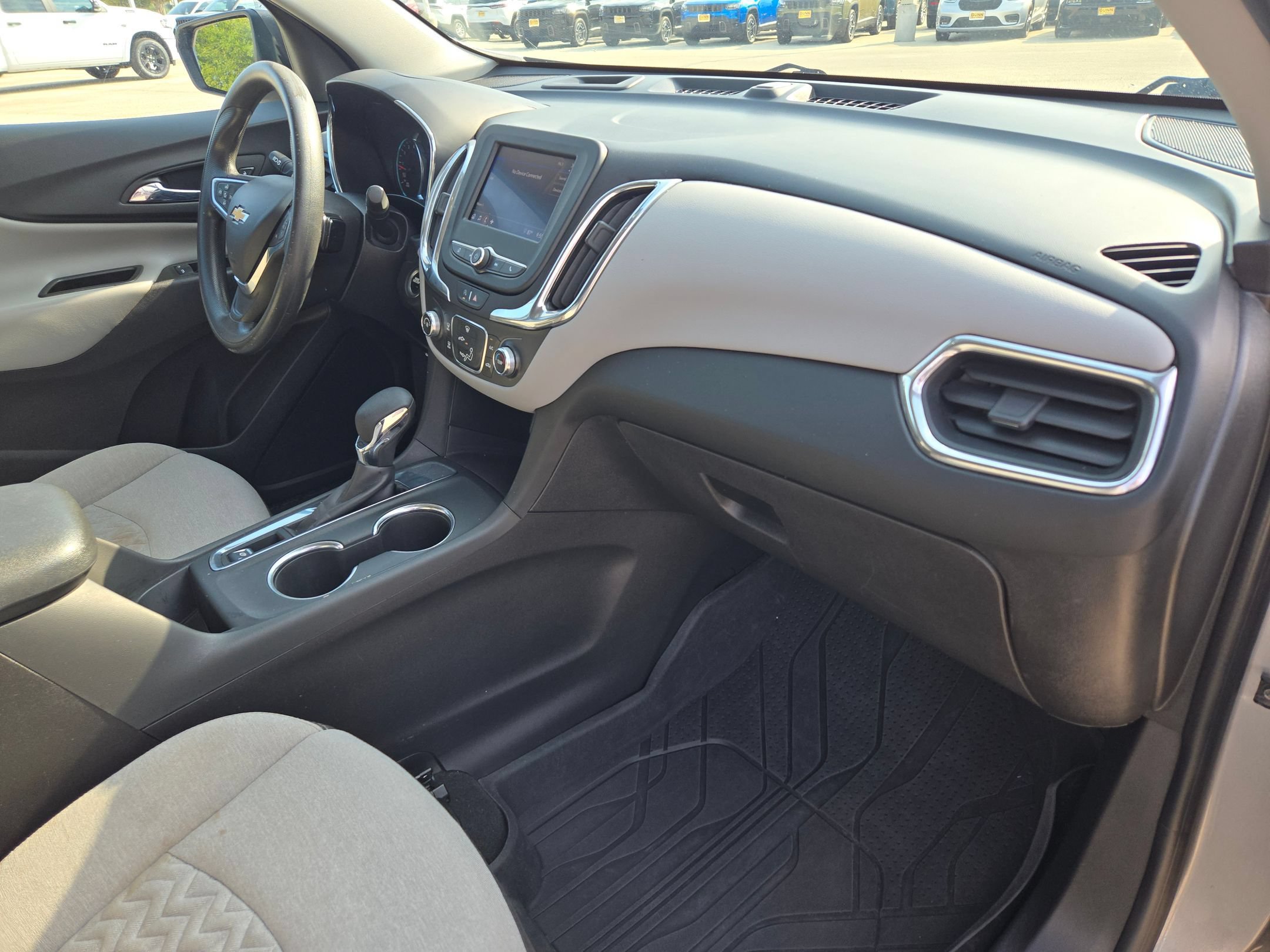 Used 2023 Chevrolet Equinox LS w/ LS Convenience Package FWD image 27