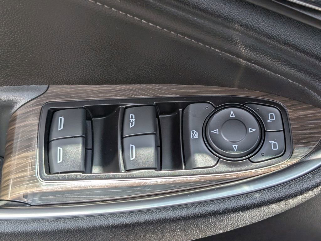 Used 2024 Chevrolet Malibu LT FWD image 11