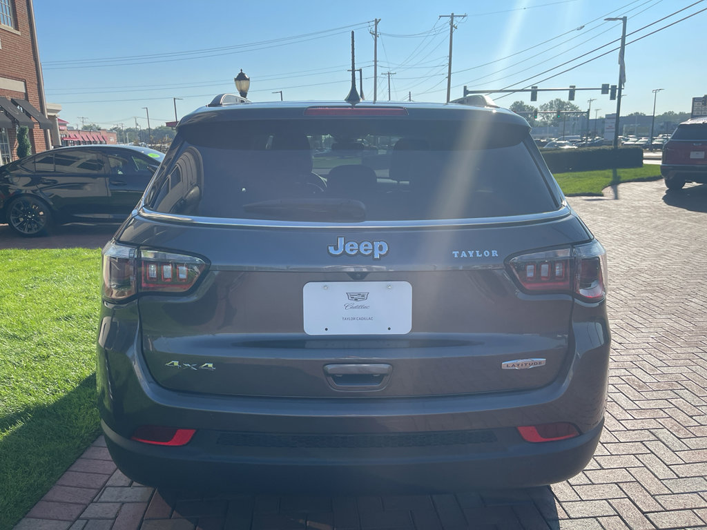 Used 2022 Jeep Compass Latitude image 9