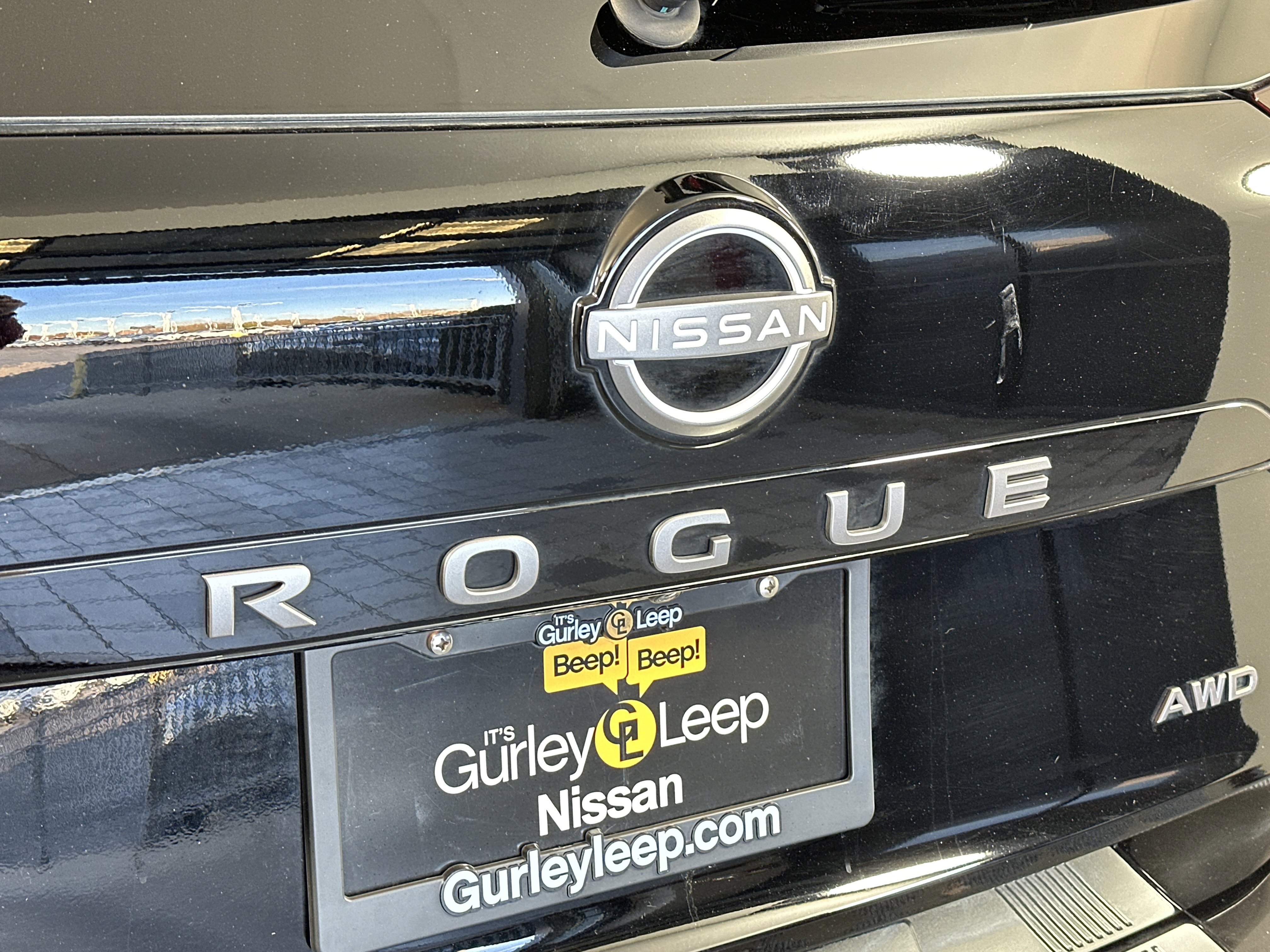 Certified 2025 Nissan Rogue SV w/ SV Premium Package image 16