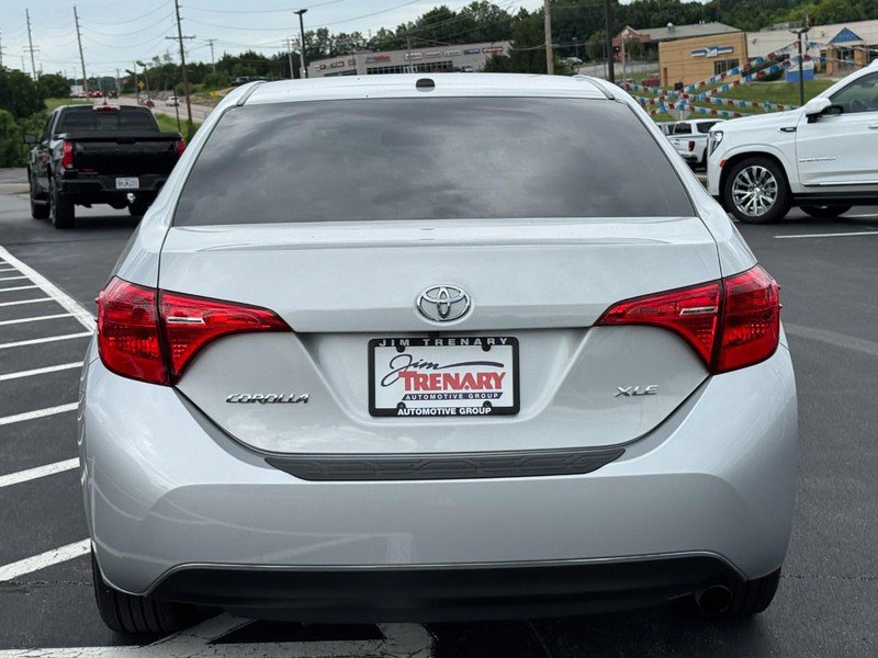 Used 2019 Toyota Corolla XLE FWD image 4