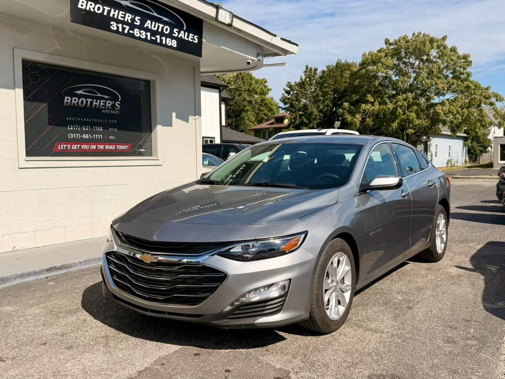 Used 2025 Chevrolet Malibu LT FWD image 4