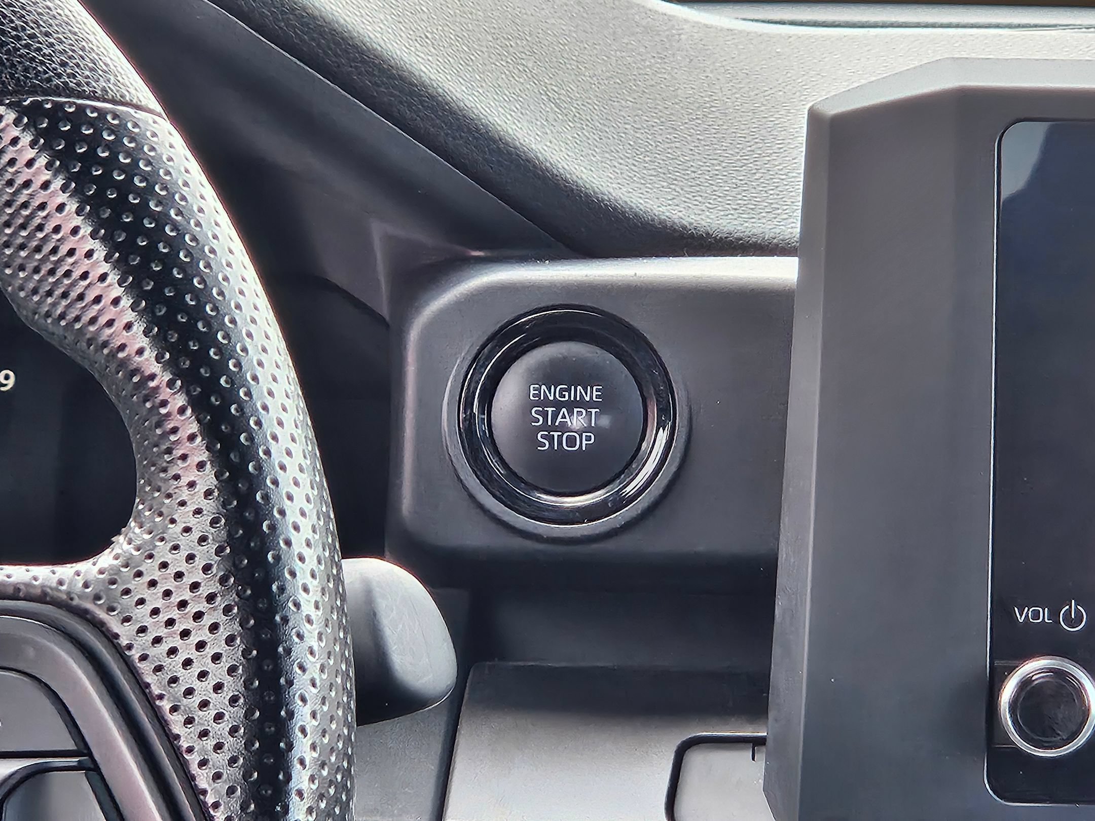 Used 2024 Toyota Tacoma SR5 RWD image 15