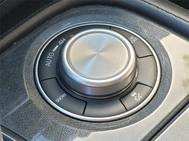 Used 2023 Nissan Armada SV image 29