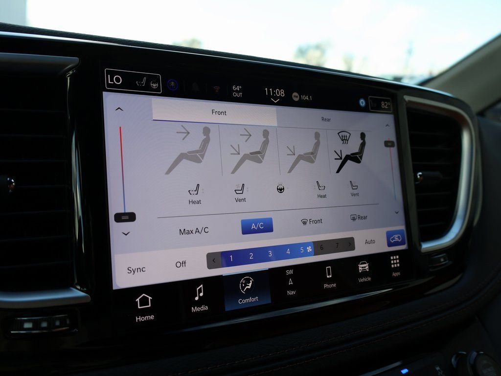 New 2026 Chrysler Pacifica Pinnacle AWD/4WD image 33