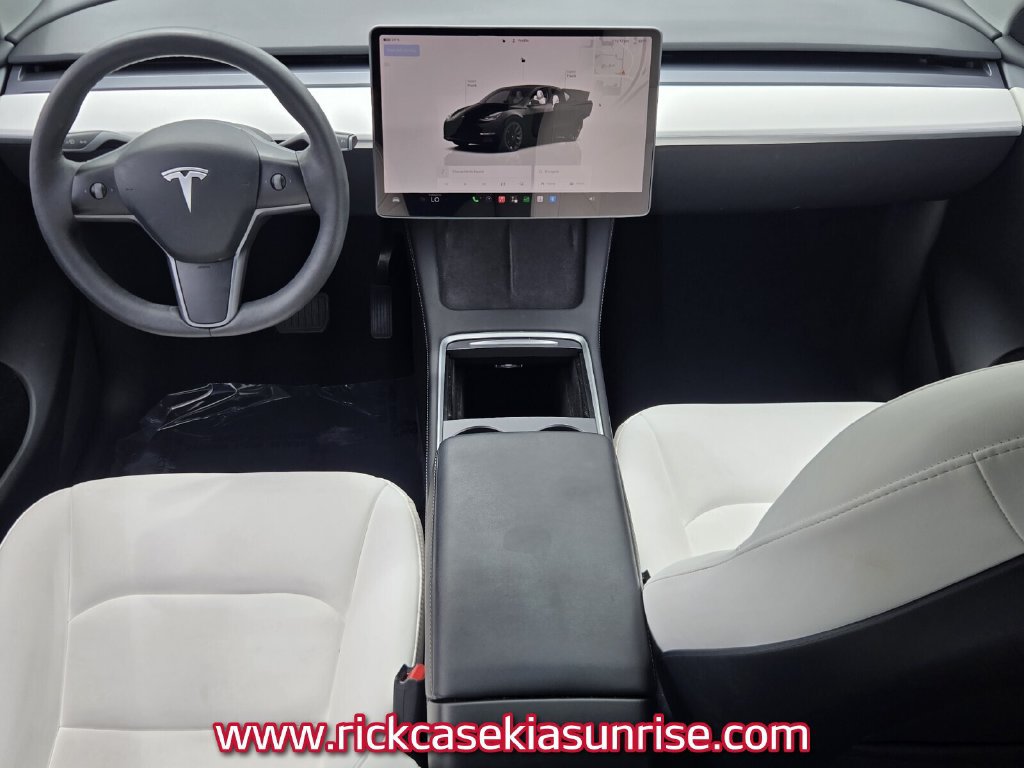 Used 2022 Tesla Model Y Long Range AWD/4WD image 12