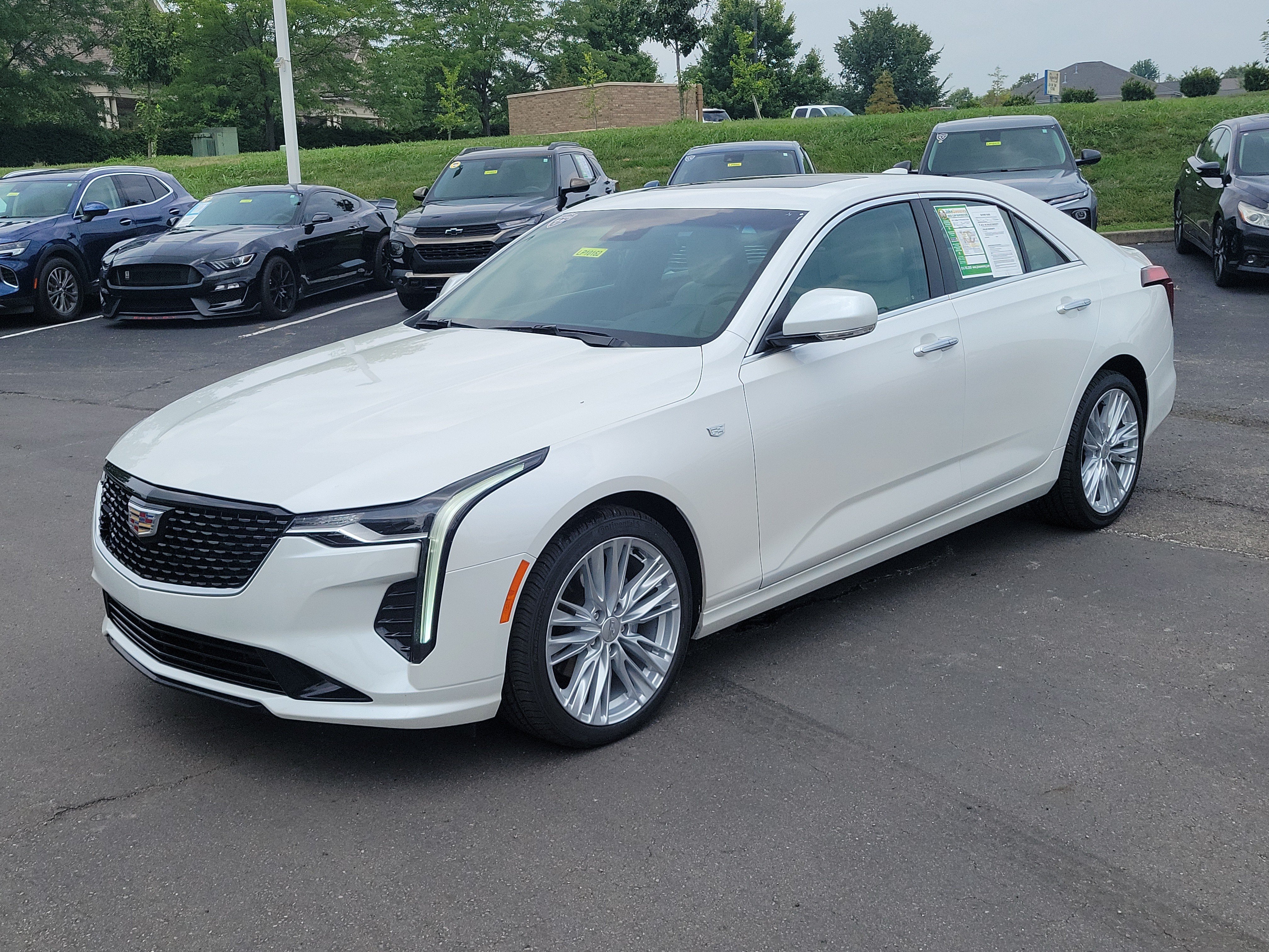 Used 2021 Cadillac CT4 Premium Luxury AWD/4WD image 35