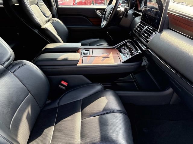 Certified 2024 Lincoln Navigator Reserve image 24