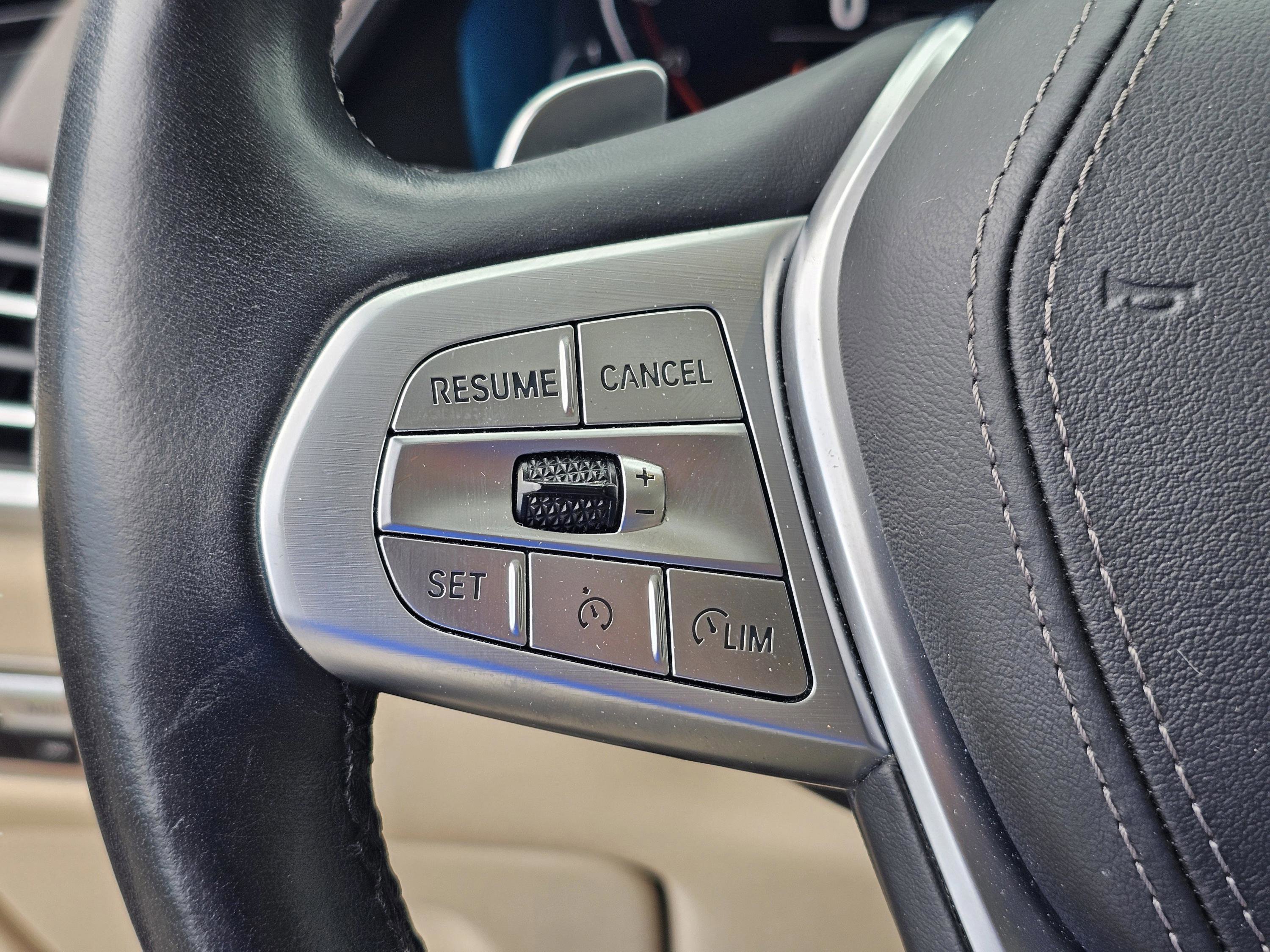 Used 2019 BMW X7 xDrive40i w/ Premium Package AWD/4WD image 21