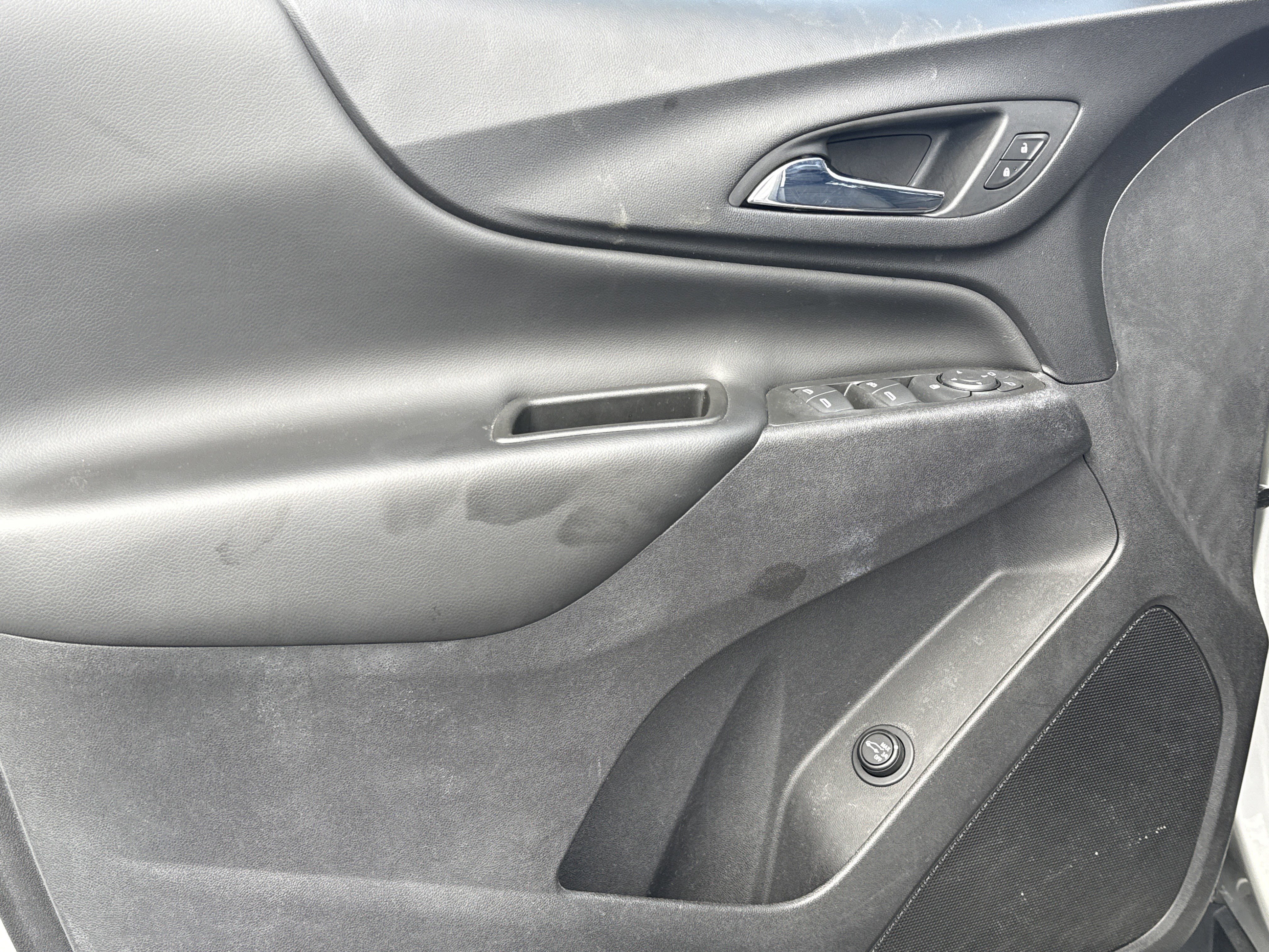 Used 2021 Chevrolet Equinox LT AWD/4WD image 14