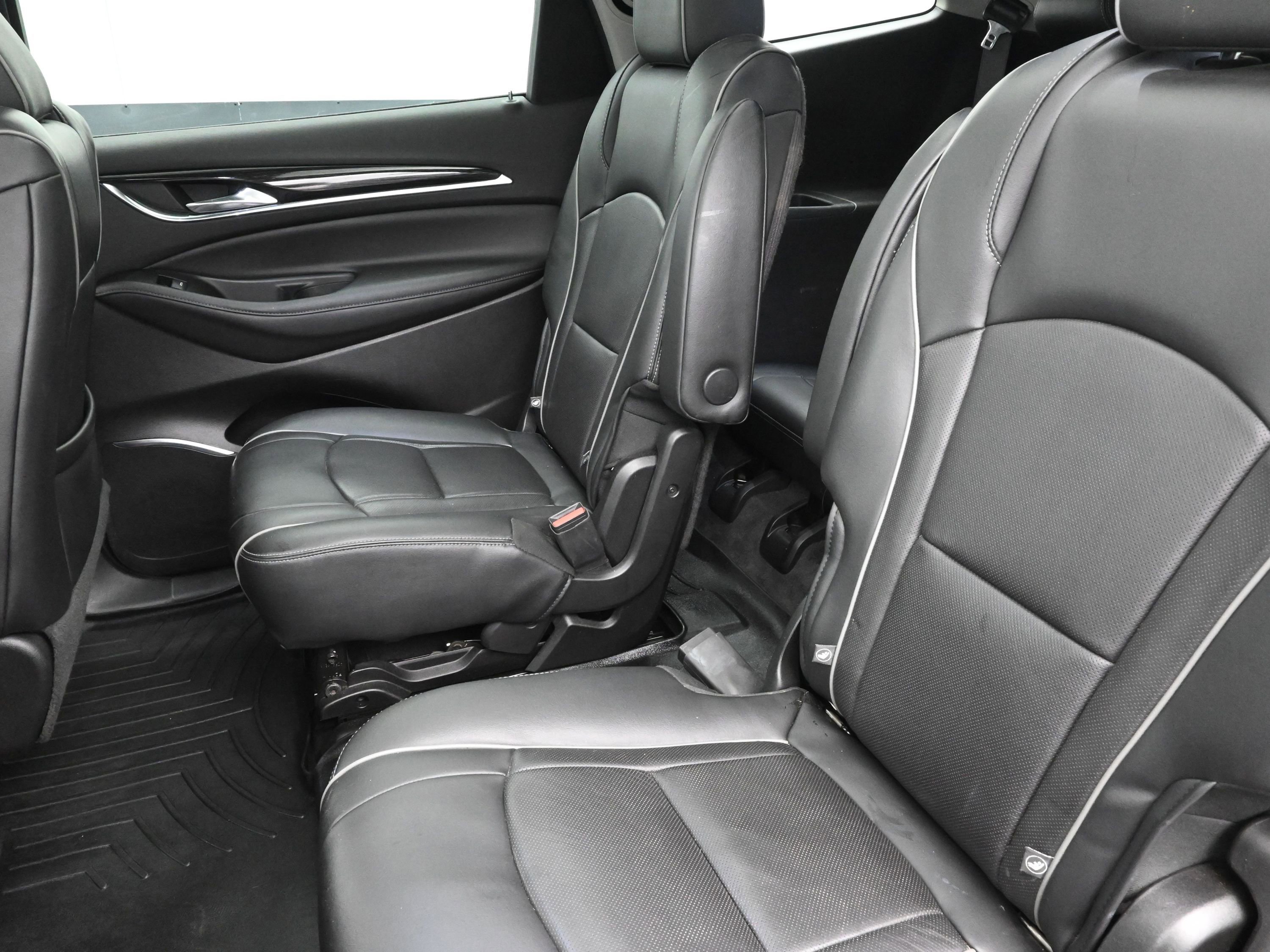 Used 2019 Buick Enclave Avenir w/ Avenir Technology Package image 22