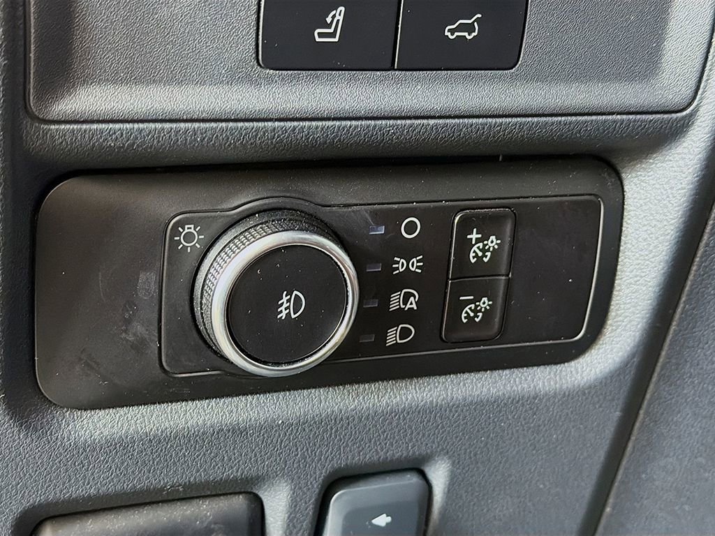 Used 2023 Ford Expedition Max Limited image 33