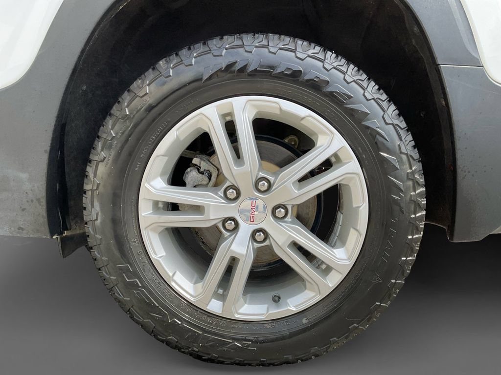 Used 2023 GMC Terrain SLE w/ Driver Convenience Package AWD/4WD image 8