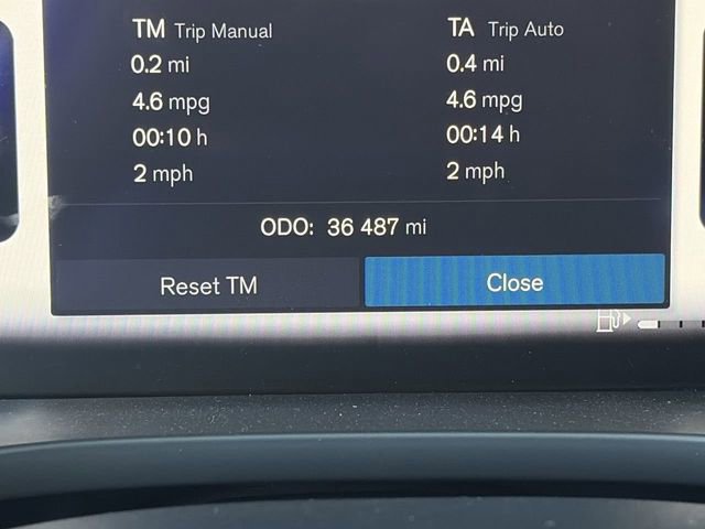 Used 2023 Volvo XC60 B5 Plus w/ Protection Package Premier image 27