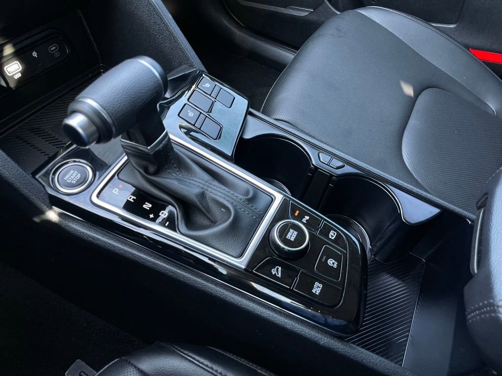 Used 2025 Kia Sportage EX w/ Premium Package image 20