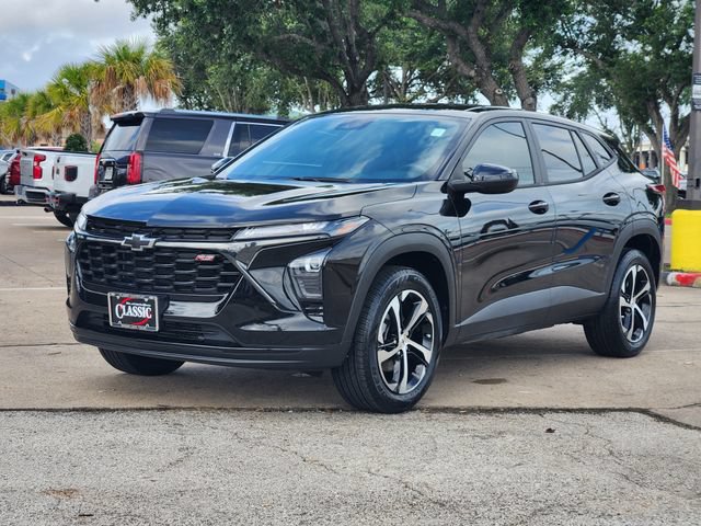 Used 2024 Chevrolet Trax RS FWD image 3