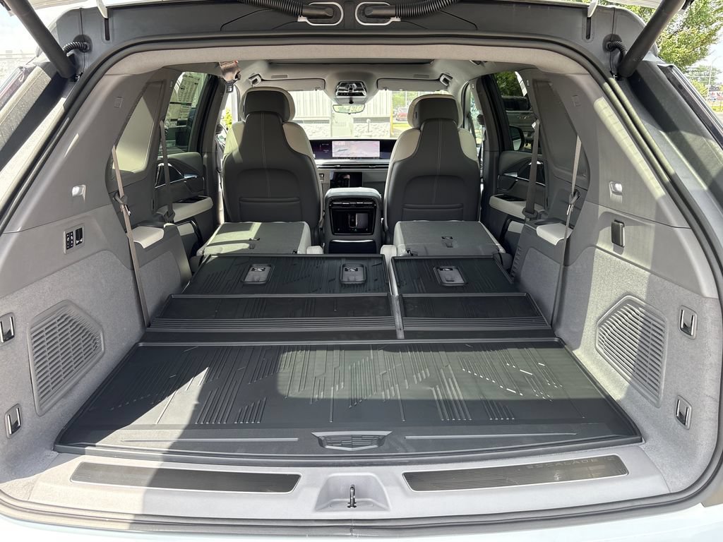 New 2026 Cadillac Escalade IQ AWD Sport 1 w/ LPO, Floor Liner Package image 55